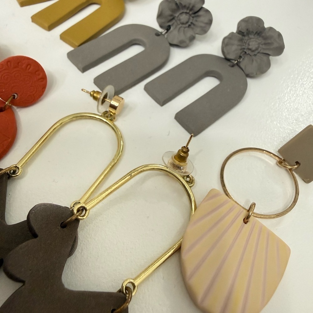 Colorful Statement Earrings Set - Picture 3 of 6